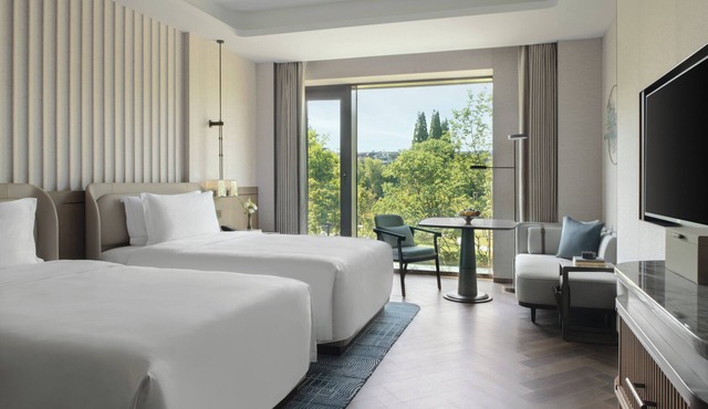 Intercontinental Xiangyang by IHG