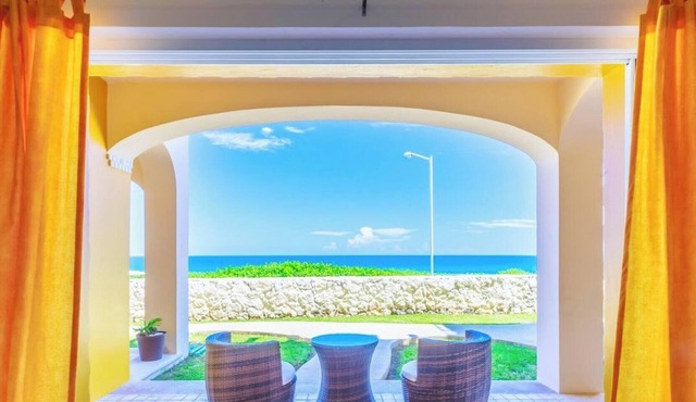 Isla 33 Stunning Oceanfront Villa Bienvenida