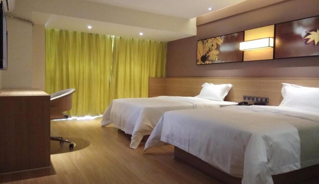 IU Hotel Guiyang Jinyang Century City Shopping Center Chayuan Village Metro Vanke