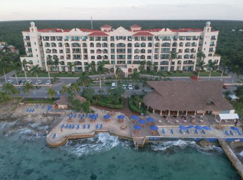 JEEP+ BEST RESORT at Cozumel