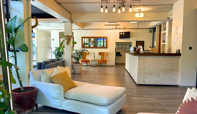 Joint Boutique Hotel