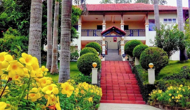 Khach San Hoang Mai