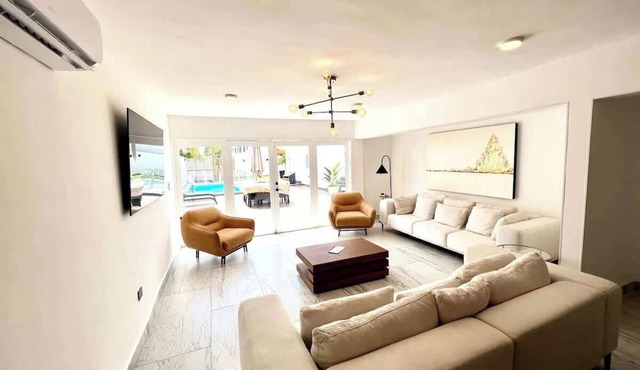 King Royal Villa - Luxury 6 Rooms