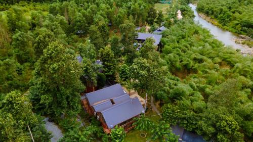 Lạc Sanh Onsen Resort
