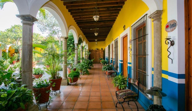 La Casa de los Patios Hotel & Spa