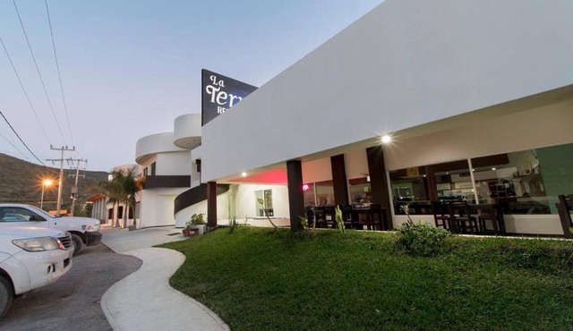 La Terraza Hotel