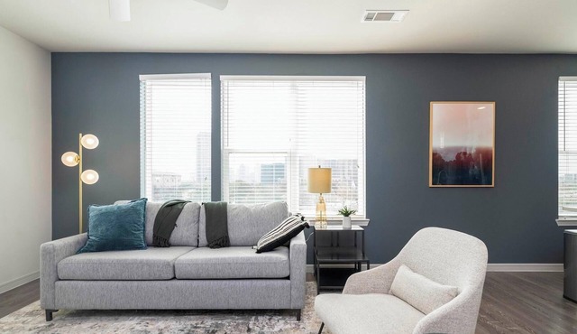 Landing | Stylish 2BD, Gym, Clubhouse in Buford