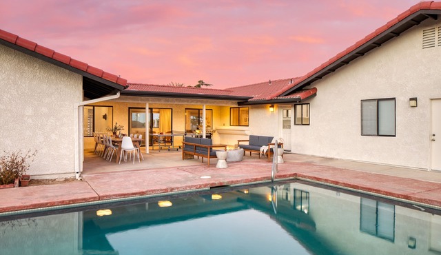 Lava Rocks by AvantStay | Gorgeous Desert Haven w/Pool, Fire Pit & Ping Pong! in Yucca Valley