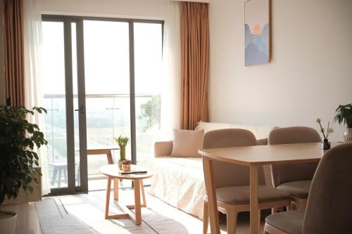Little Home - Nera Garden Hue