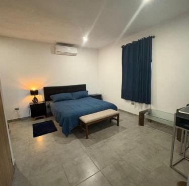 Loft con Alberca en El Centenario - Cerca de La Paz