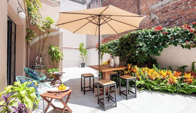 Loft Condesa. Close to parks with patio UNIQUE