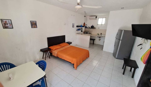 Loft style apartment north of Merida with Wifi Smartv a/c