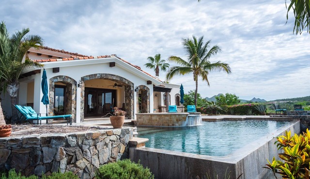 Long Term Rental Family Style Villa with Oceanview