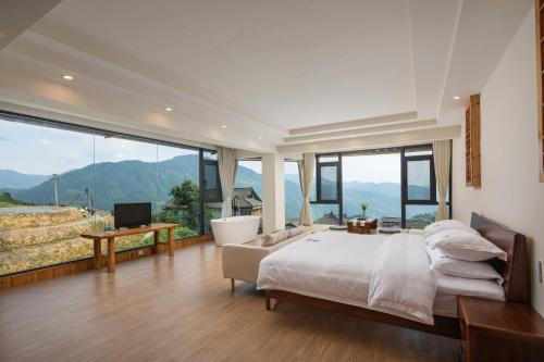 Longsheng Xichuangyue B&B Hotel