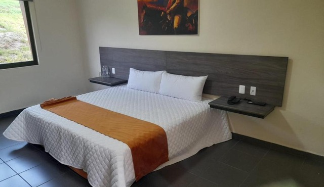 LOS BAMBUES HOTEL