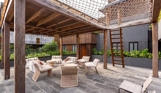Lux 2BR Jungle Stay | Private Pool | 3min to Beach