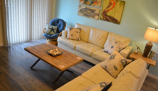 Luxurious Beach Side Family Retreat - 2 bd - 2 bath STR License 2024-0020
