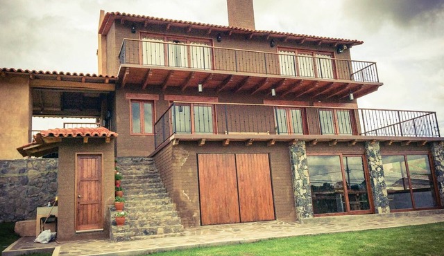 Luxurious Cabin Retreat in Tapalpa 4 Bedrooms 6 Bathrooms