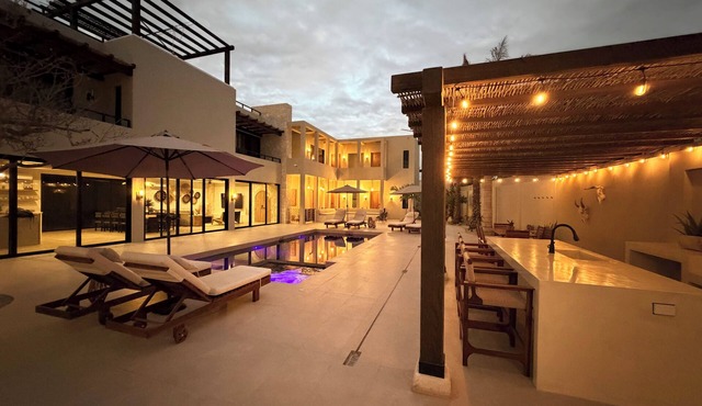 Luxury 9 Bedroom+Casita-Idea for Multi-Family, Leadership Workshops & Retreats