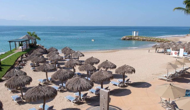 Luxury all-inclusive 2BR/3BA oceanfront in beautiful Nuevo Vallarta