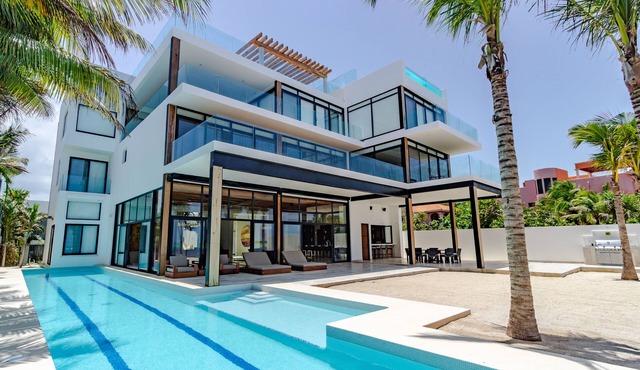 Luxury Boutique Resort near Tulum with Private Ocean Front Beach