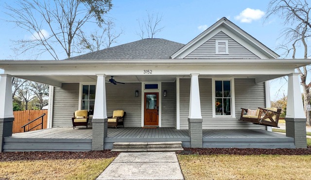 Luxury getaway, Where the Vampire Diaries was filmed. Hollywood of the South! in Covington