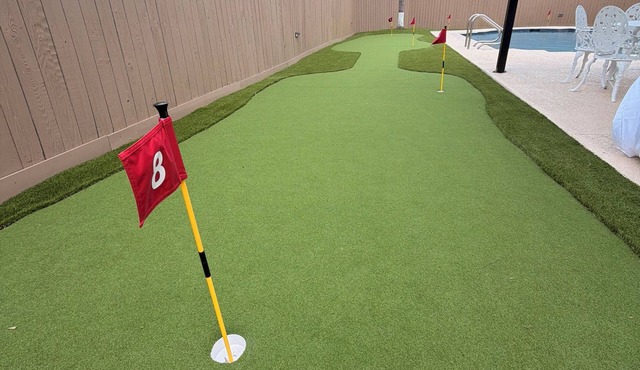 Luxury Pool Retreat, Mini Golf, 45 min. from South Padre Island