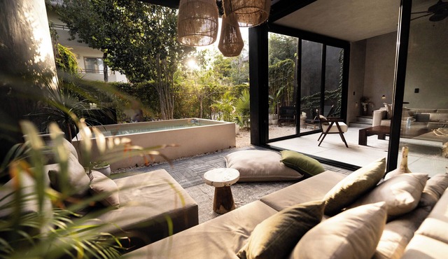 Luxury Twin Villas, 4 Private Pools, 2 Rooftops, BBQ, Near the Beach
