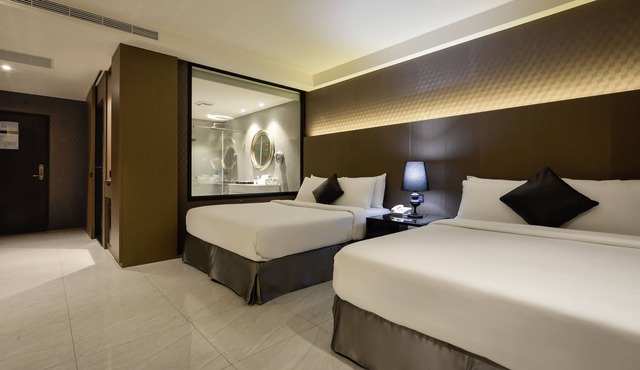 M hotel in Caotun