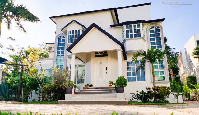 Mansion Huayacan Cancun