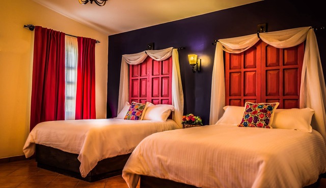 Maria De Nadie Hotel Boutique