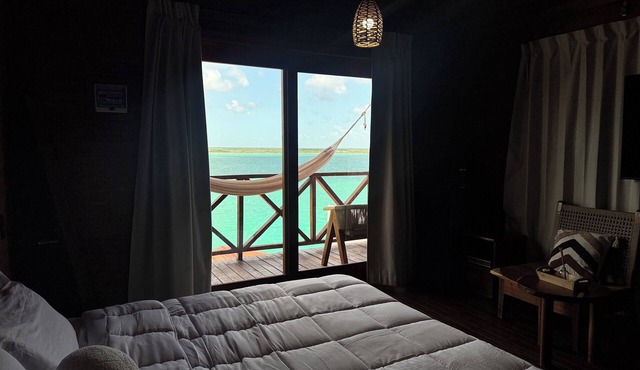 Maria Isabel Cabins, Bacalar #1