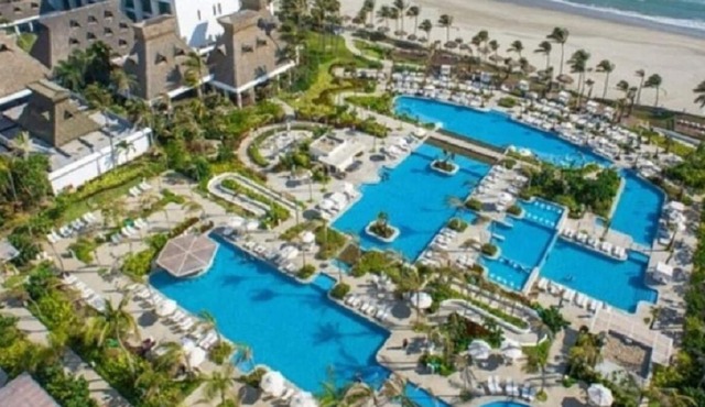 Mayan Palace Acapulco - 2 Bedrooms, Sleeps 6 Adults and 2 Kids