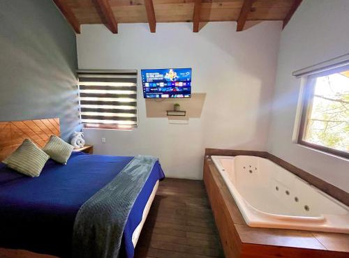 Mazamitla - Cabaña Opalo con jacuzzi