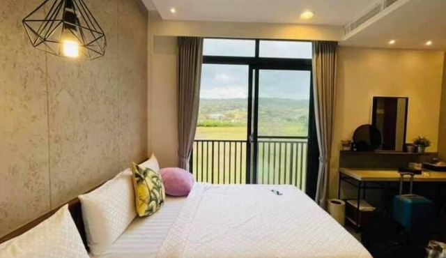 MH48 Hotel