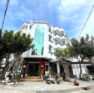 MILAND HOTEL