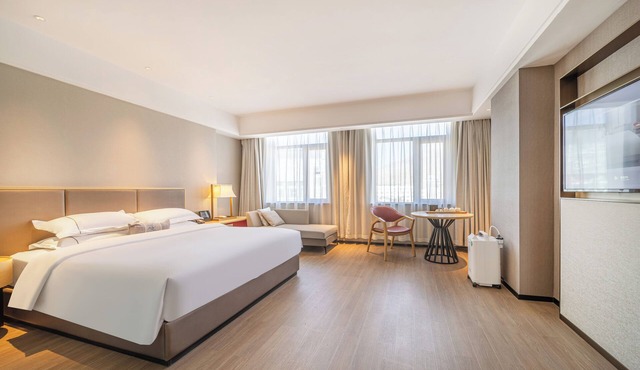 Minzu Road Yicheng Hotel