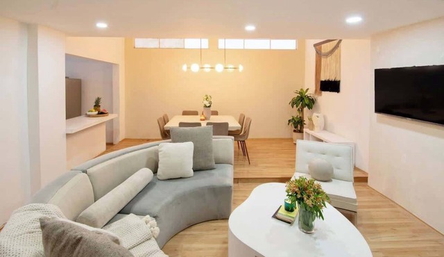 Modern Boutique House + Rooftop | Anzures, Polanco