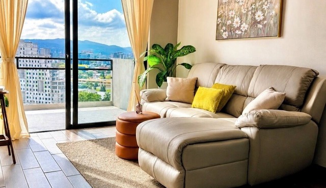 Modern loft, excellent location and total comfort