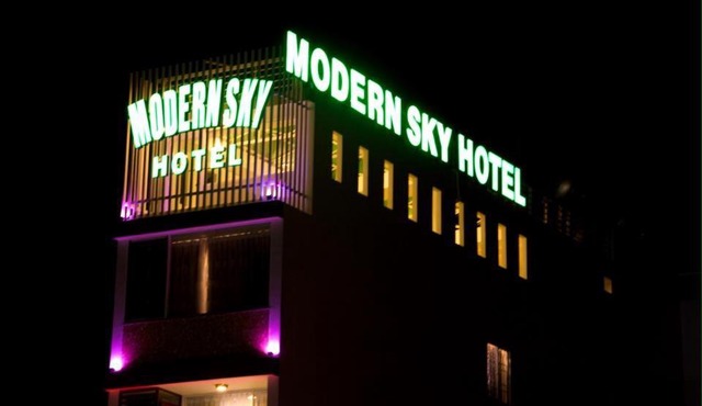 Modern Sky Hotel