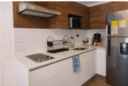 Modern suite in Zona 10 Wifi Parking