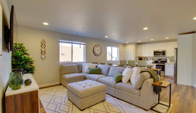 Monroe Apartment Near Evergreen State Fairgrounds! in Monroe
