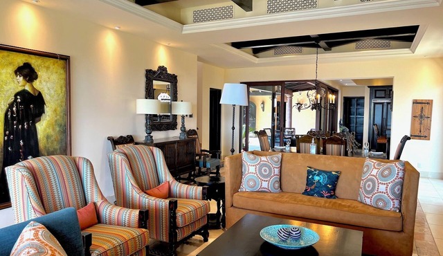 MONTECRISTO Charming 3-bedroom villa with AC in marvelous Cabo San Lucas