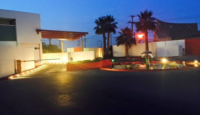 Motel Kiss