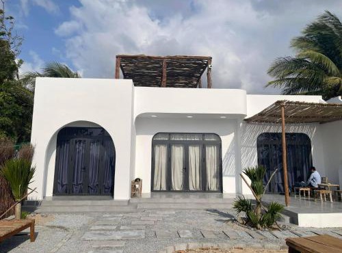 My Hoa Oceanfront Home
