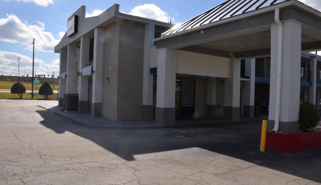 My Home & Suites Covington in Covington
