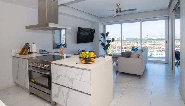 Nautico Condo, Nice Marina View, Rooftop Pool, Gym