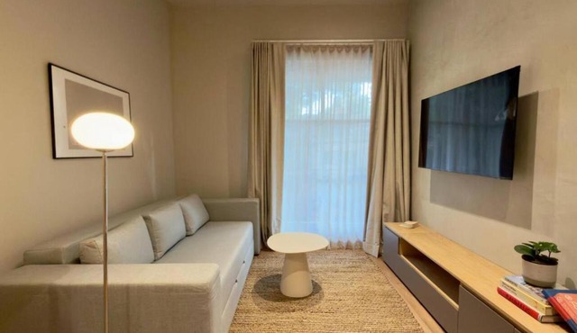 NEW designer studio in authentic Roma Norte