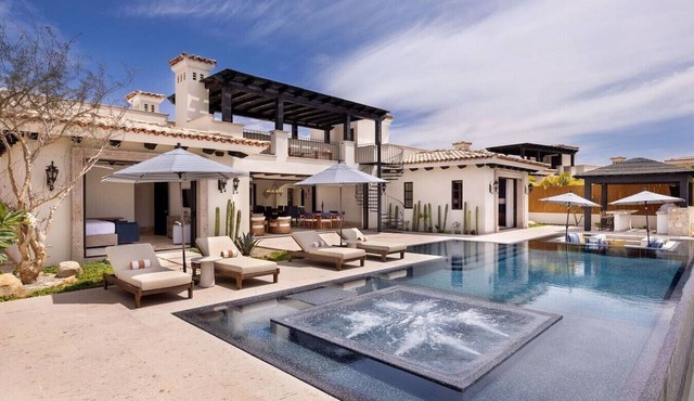 New Luxury Villa | Golf Cart, Pool & Golf View
