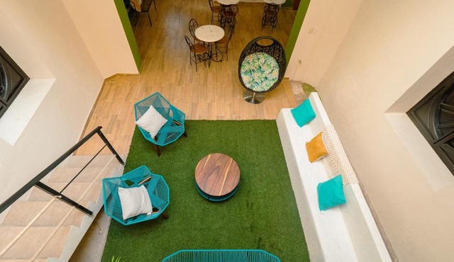Nido Colibrí - Private Rooms and hostel Dorms in Remate de Paseo Montejo